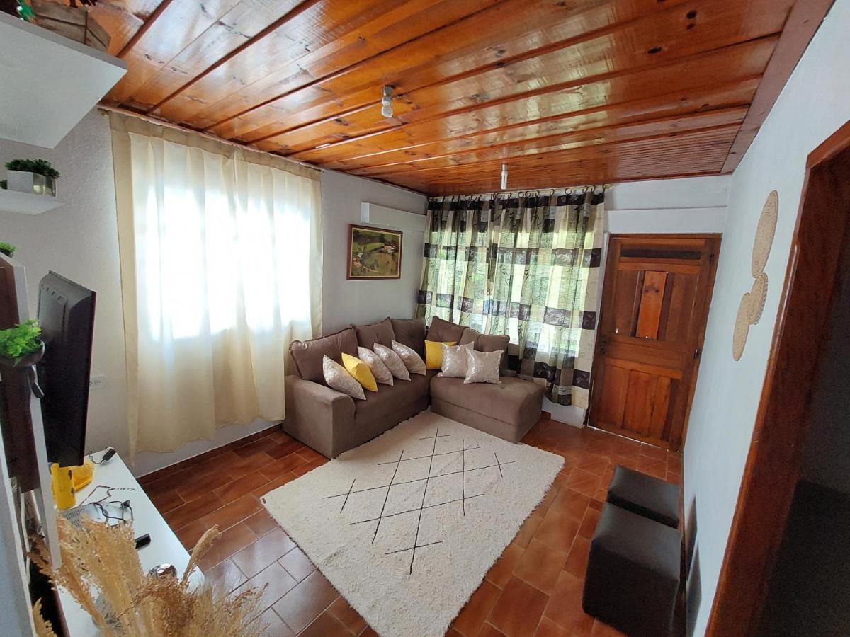 Casa Aconchegante Na Roca C/ Piscina/Churrasqueira Gonçalves 外观 照片