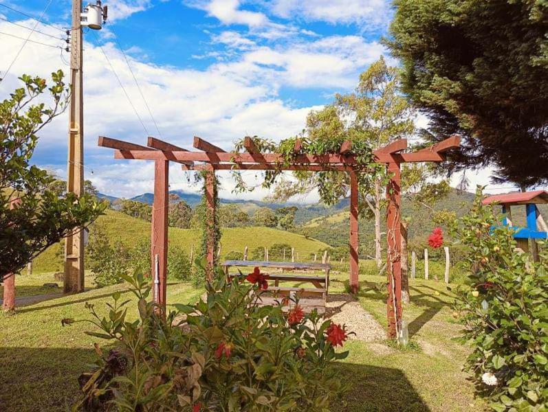 Casa Aconchegante Na Roca C/ Piscina/Churrasqueira Gonçalves 外观 照片